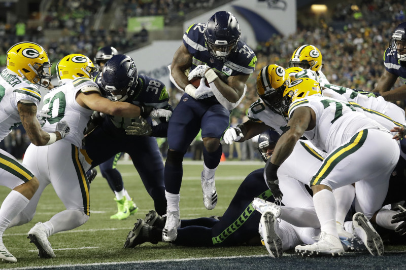 Seahawks Keep Postseason Hopes Alive, Hand Rams Loss in Final Game