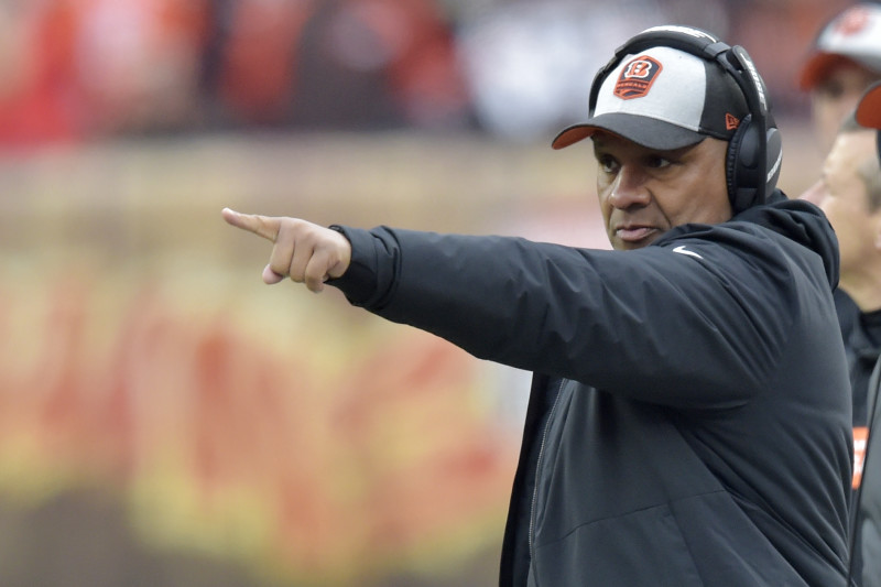 Cleveland Browns coach Hue Jackson shares blame on interception