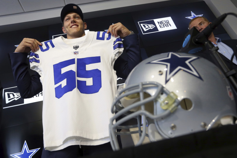 FanSided on X: Leighton Vander Esch's name is misspelled on his