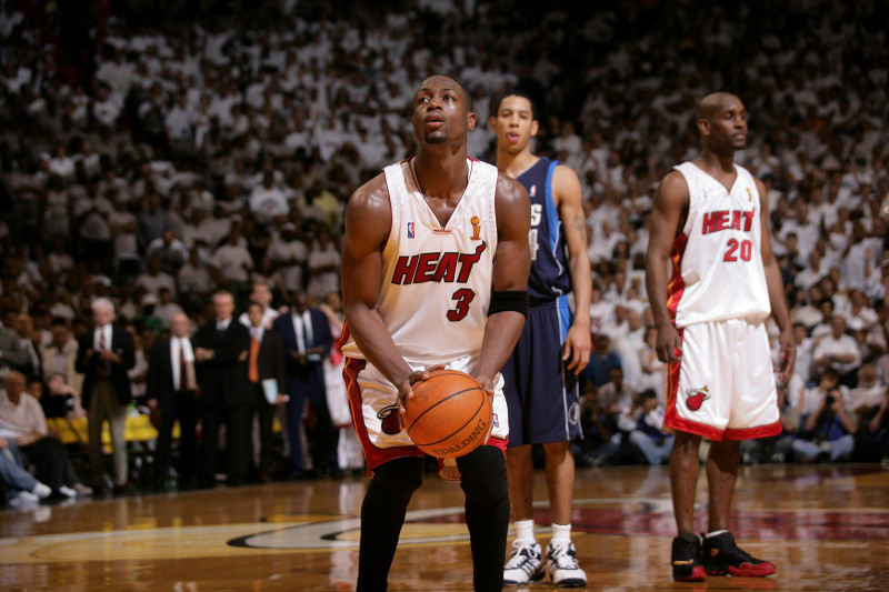 When Dwyane Wade Took A Huge Shot At Dirk Nowitzki's Leadership Ability  After Beating Him In The 2006 NBA Finals - Fadeaway World