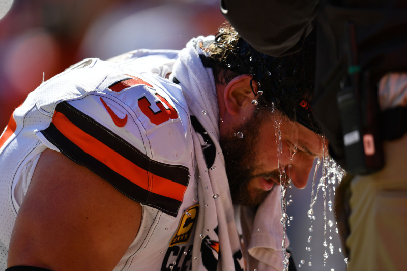 Cleveland Browns Joe Thomas' 9,684 straight shifts in the Factory of Sadness