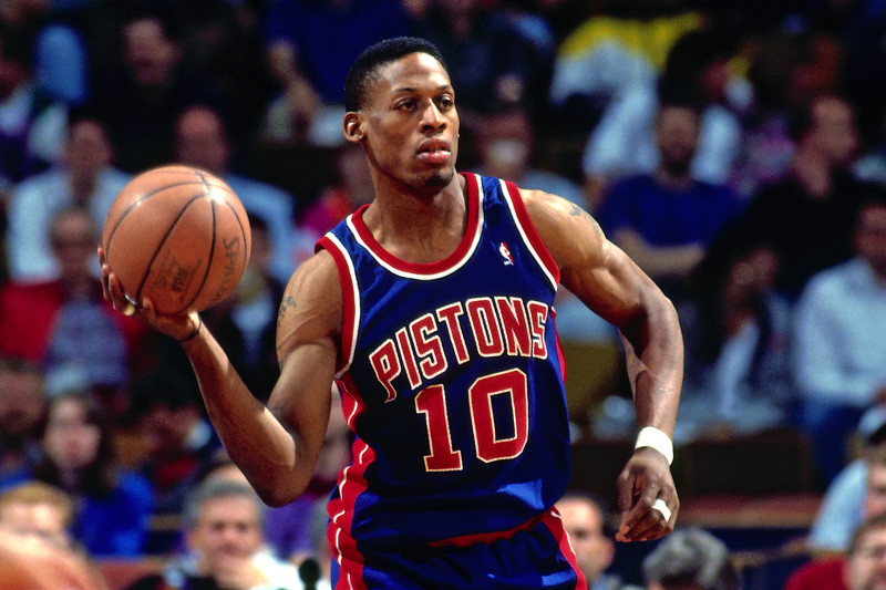 Detroit Pistons' Dennis Rodman (10) drives for two points during
