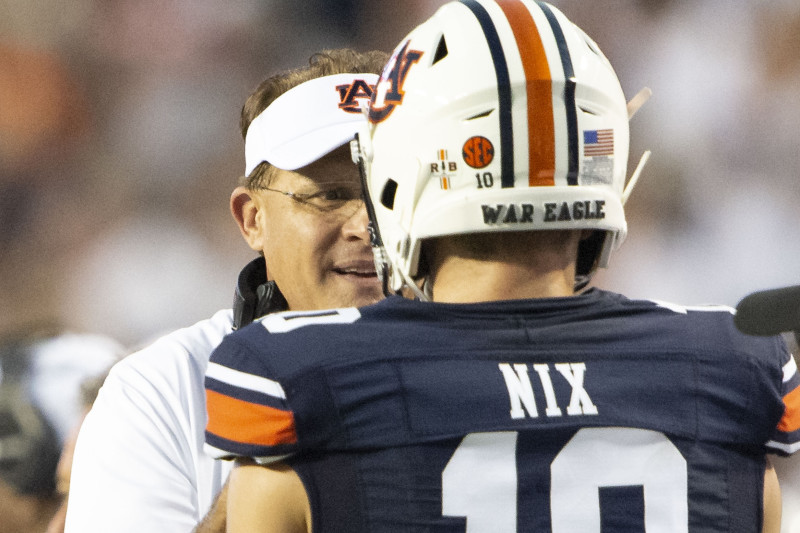 Auburn football fans react to Bo Nix's start against Georgia