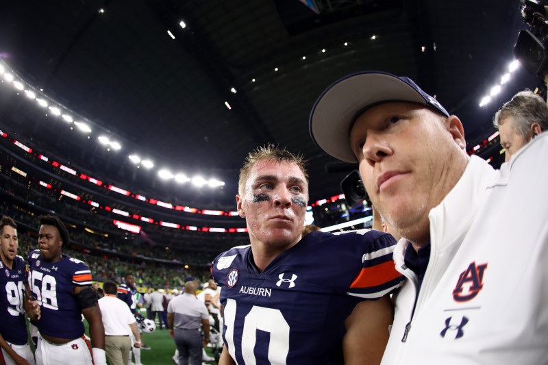 Arlington, TX U.S. 31st Aug, 2019. A Auburn Tigers quarterback Bo