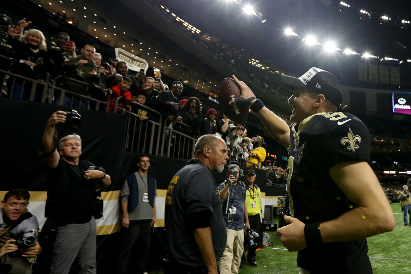 Near-perfect Drew Brees breaks two records during the New Orleans