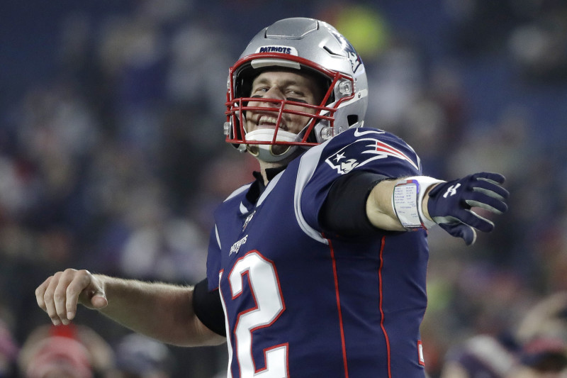 Tom Brady signs with Buccaneers: Brady's fit in Tampa, what's next for  Patriots, Super Bowl odds and more 