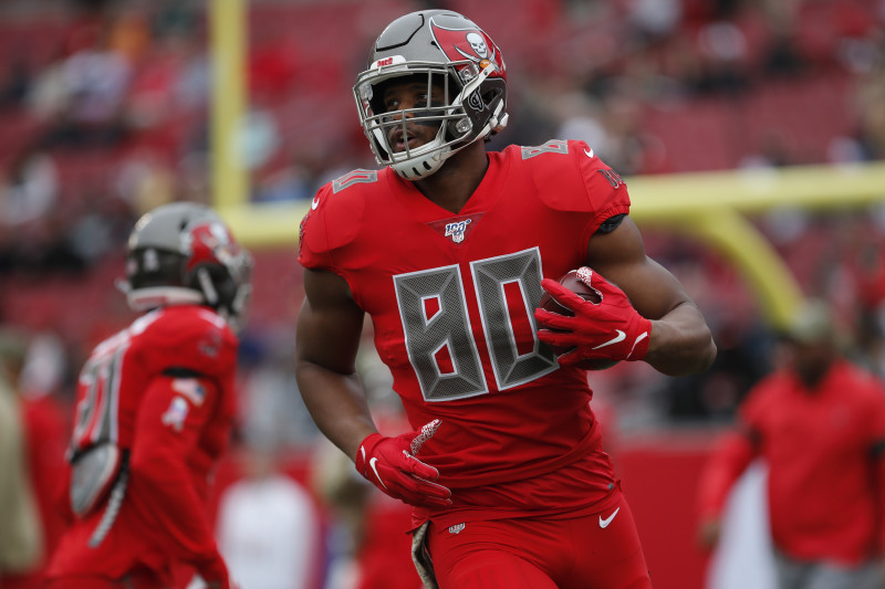 Bucs' O.J. Howard excited, not soured, by competition with Rob