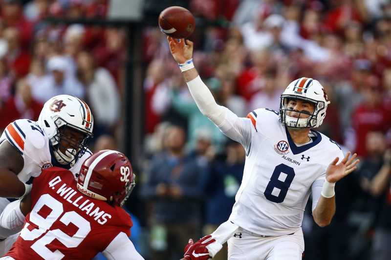 Patriots QB Jarrett Stidham drawing respect for year-round commitment amid  coronavirus (report) 