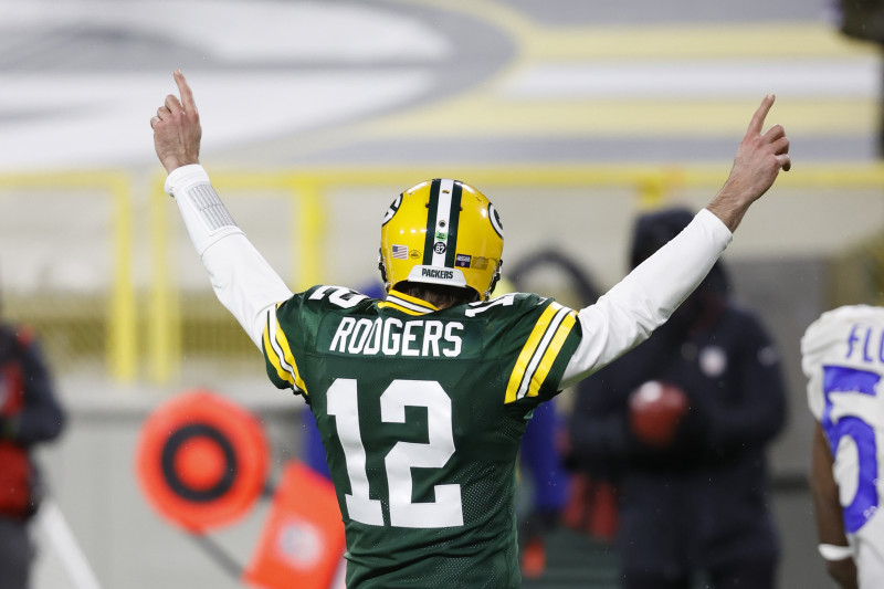 Aaron Rodgers not a fan of giving up control at the line of scrimmage