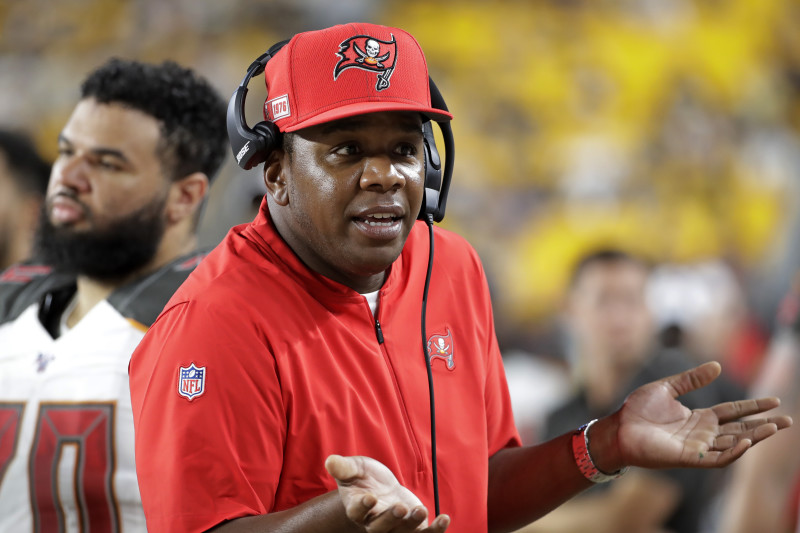 Byron Leftwich reportedly takes self out of consideration for