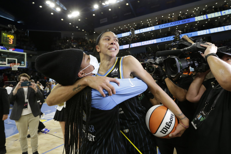 Candace Parker, LA champs get WNBA rings after Turkey final