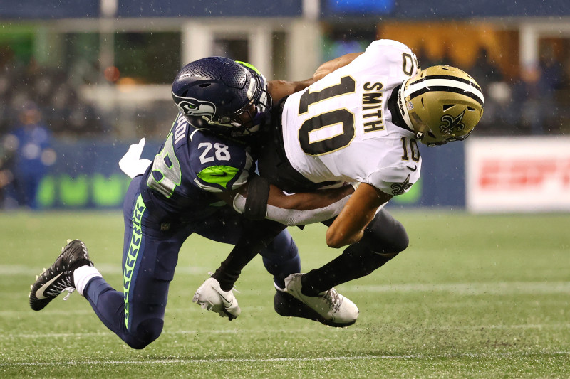 Seattle Seahawks lose 13-10 to New Orleans Saints in unwatchable