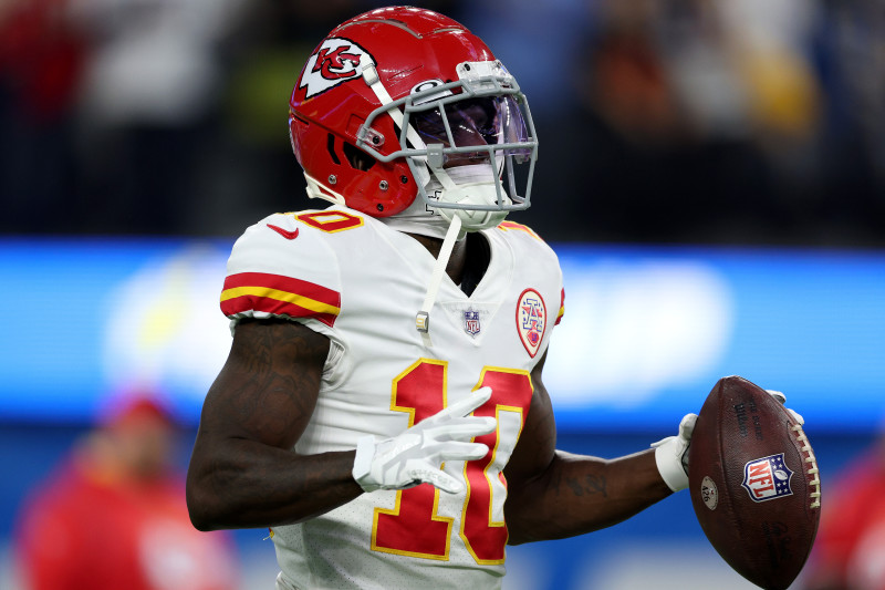 How to Watch Chiefs vs. Chargers on December 16, 2021