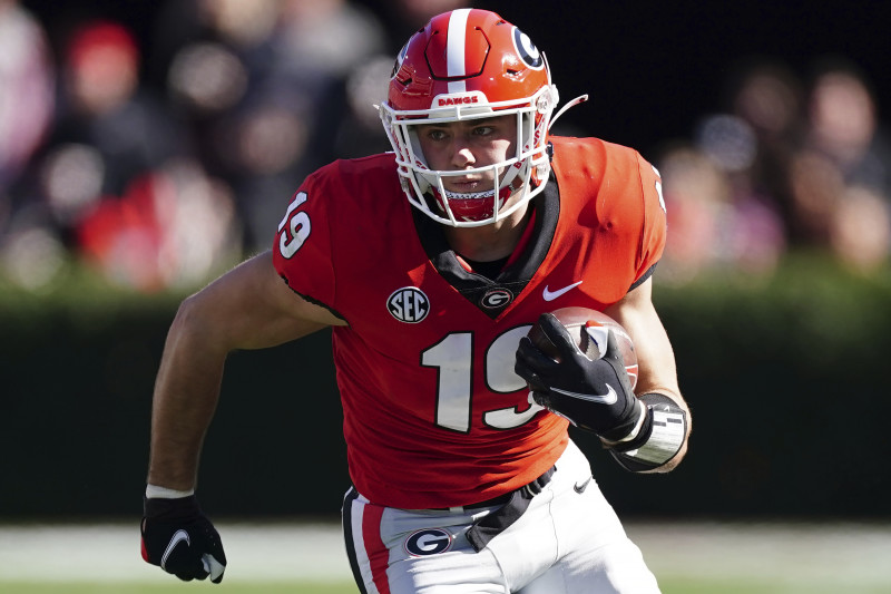 How Brock Bowers brings out the best in Georgia football: 'I call him  Captain America' – 95.5 WSB