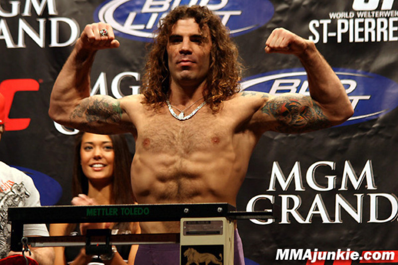 Ufc S Clay Guida Will Braid Hair Following Complaint From Gray Maynard Bleacher Report Latest News Videos And Highlights