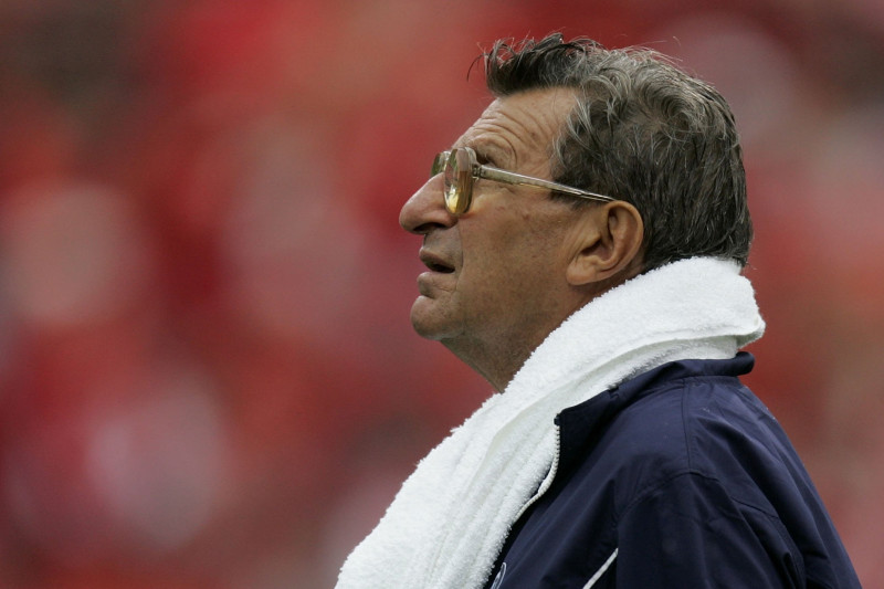 Joe paterno nike hotsell