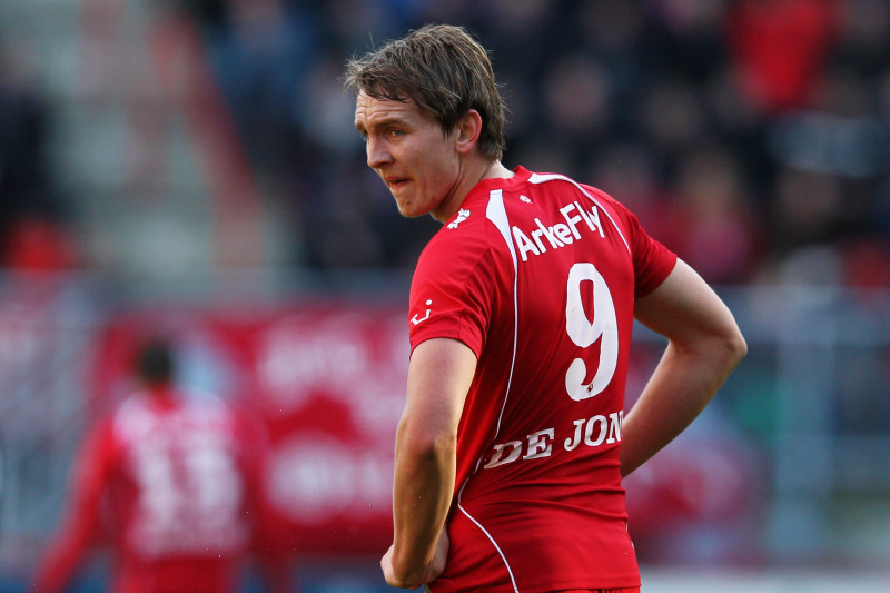 Why Fc Twente Needed To Sell Luuk De Jong To Borussia Monchengladbach Bleacher Report Latest News Videos And Highlights