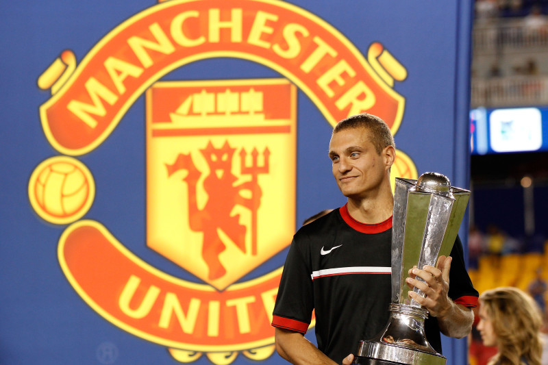 Nemanja Vidic Suffers A Setback In His Recovery From Knee Injury Bleacher Report Latest News Videos And Highlights