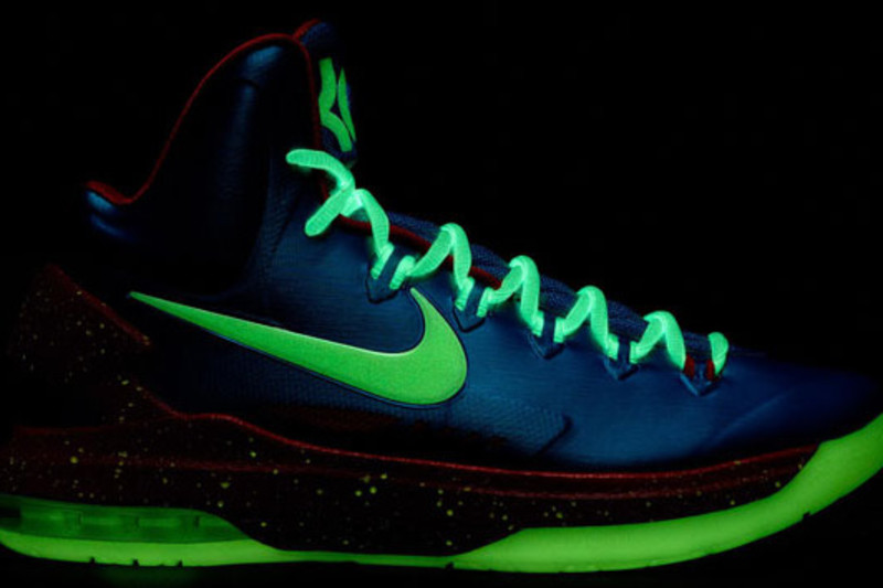 Breaking Down New Nike Kevin Durant Glow in the Dark KD V Shoes News Scores Highlights Stats and Rumors Bleacher Report