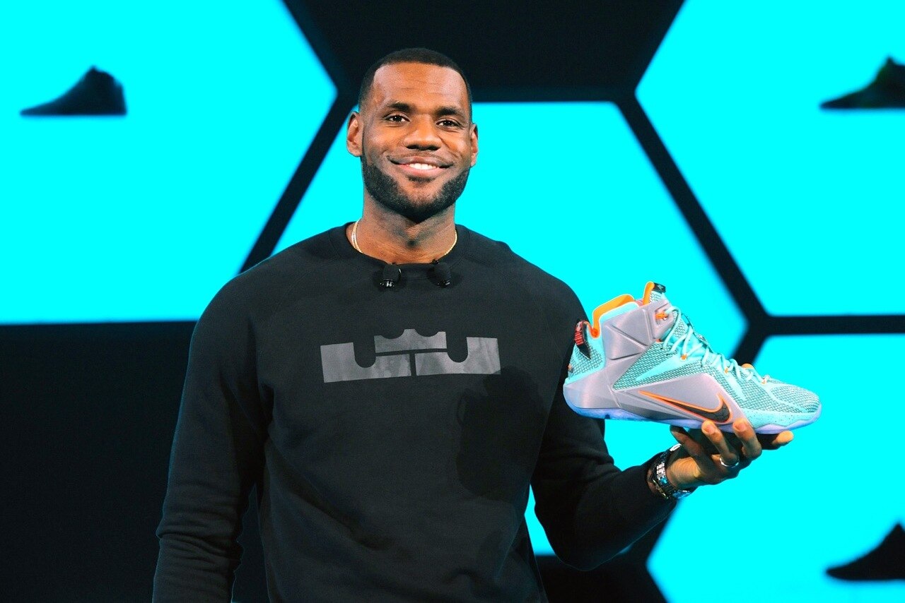nba shoes lebron james