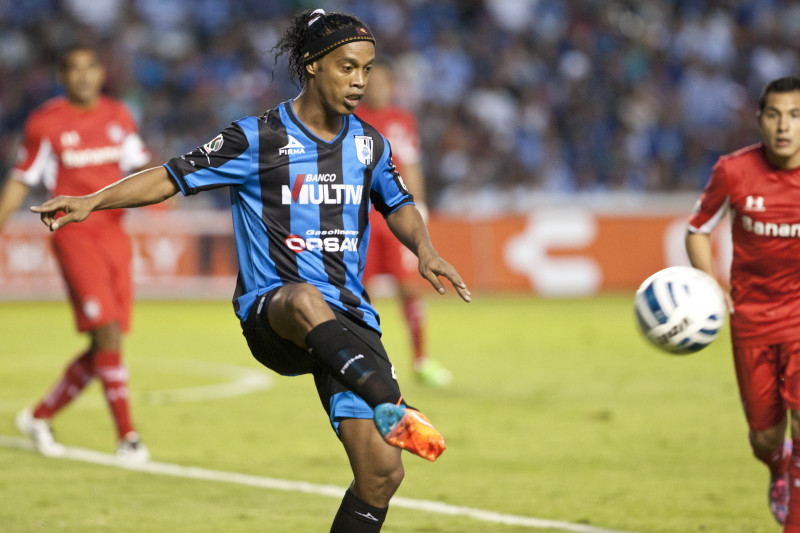 Ronaldinho Transfer News Latest Details And Rumours On Brazil Legend Bleacher Report Latest News Videos And Highlights