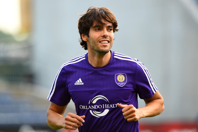 Orlando City shirt signed by Kaka and full squad - CharityStars