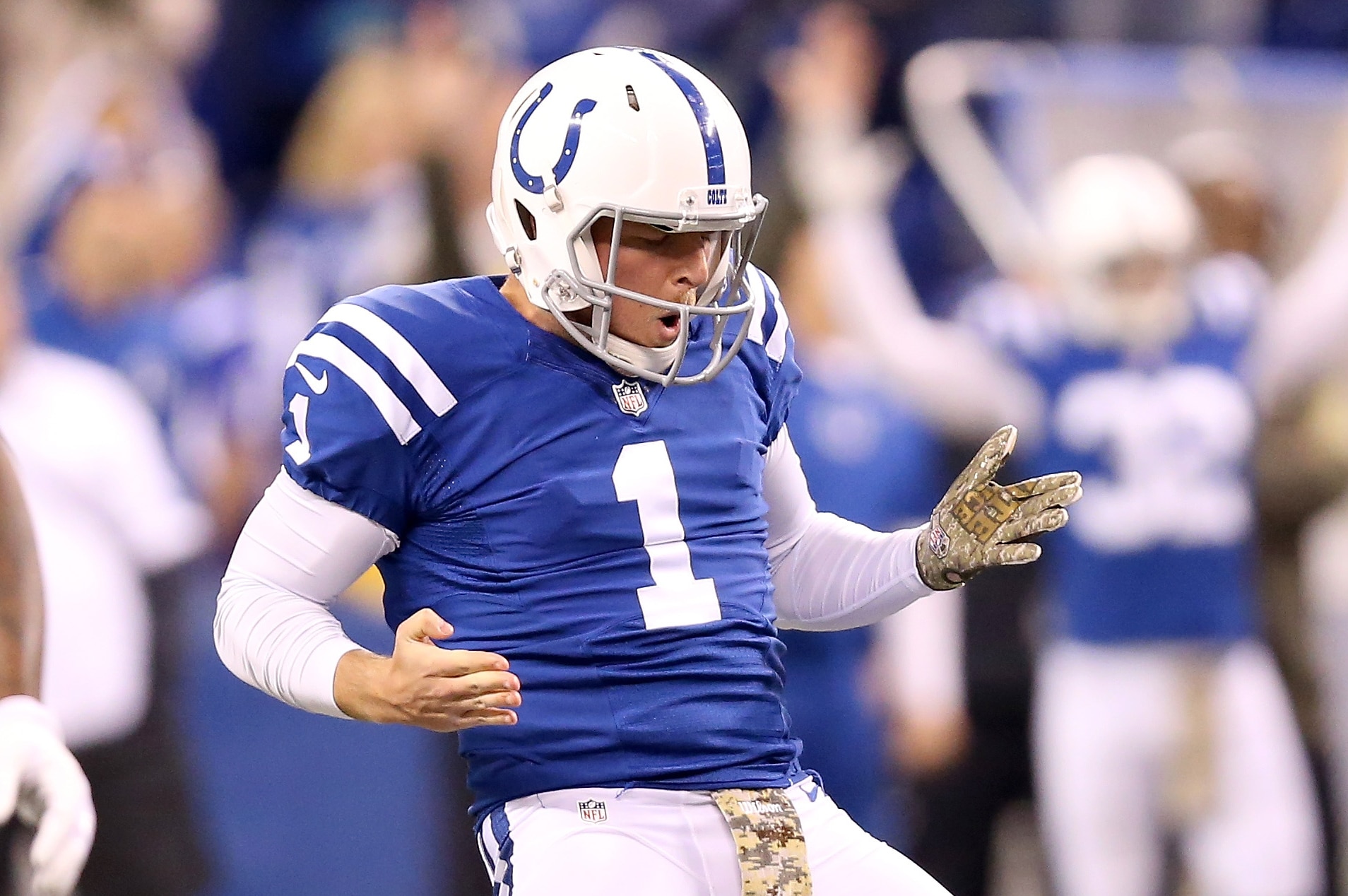 Colts Punter Pat Mcafee Pays Electric Bill For 83 Families Bleacher Report Latest News Videos And Highlights