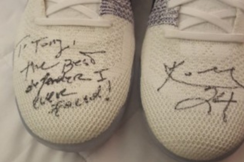 Kobe bryant autographed shoes shop
