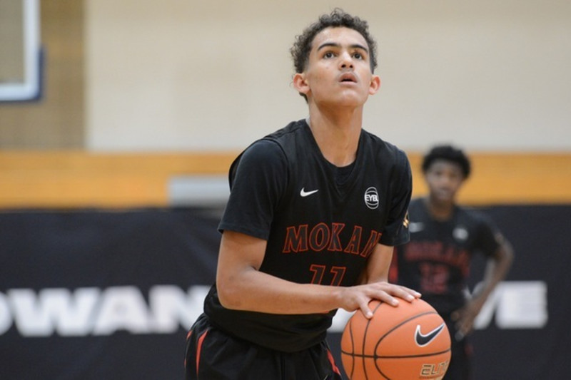 2017 PG Trae Young BLOWS UP at Nike EYBL Session 2 