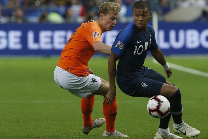 Psg S Kylian Mbappe Tells Ajax S Frenkie De Jong He S Very Welcome In Paris Bleacher Report Latest News Videos And Highlights