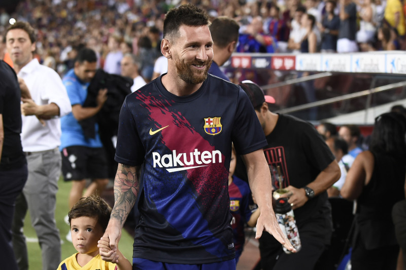 Barcelona's Argentine forward Lionel Messi enters the pitch  before the Spanish League football match between Barcelona and Real Betis at the Camp Nou stadium in Barcelona on August 25, 2019. (Photo by Josep LAGO / AFP)        (Photo credit should read JOSEP LAGO/AFP/Getty Images)