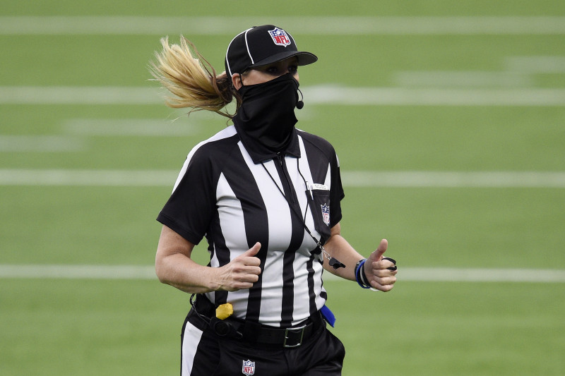 Sarah Thomas Will Become 1st Woman In Nfl History To Officiate A Super Bowl Bleacher Report Latest News Videos And Highlights