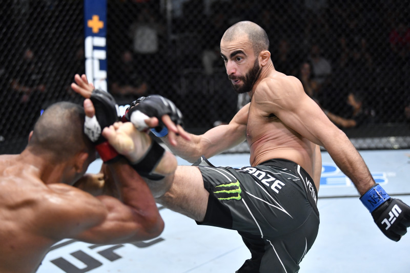 UFC on ESPN 30 Results: Giga Chikadze Beats Edson Barbosa on 3rd-Round TKO | Bleacher Report | Latest News, Videos and Highlights